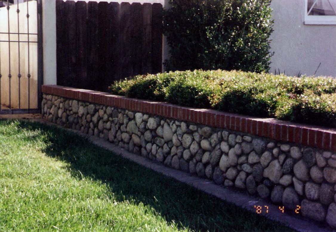 retaining walls with red brick cap vancouver wa
